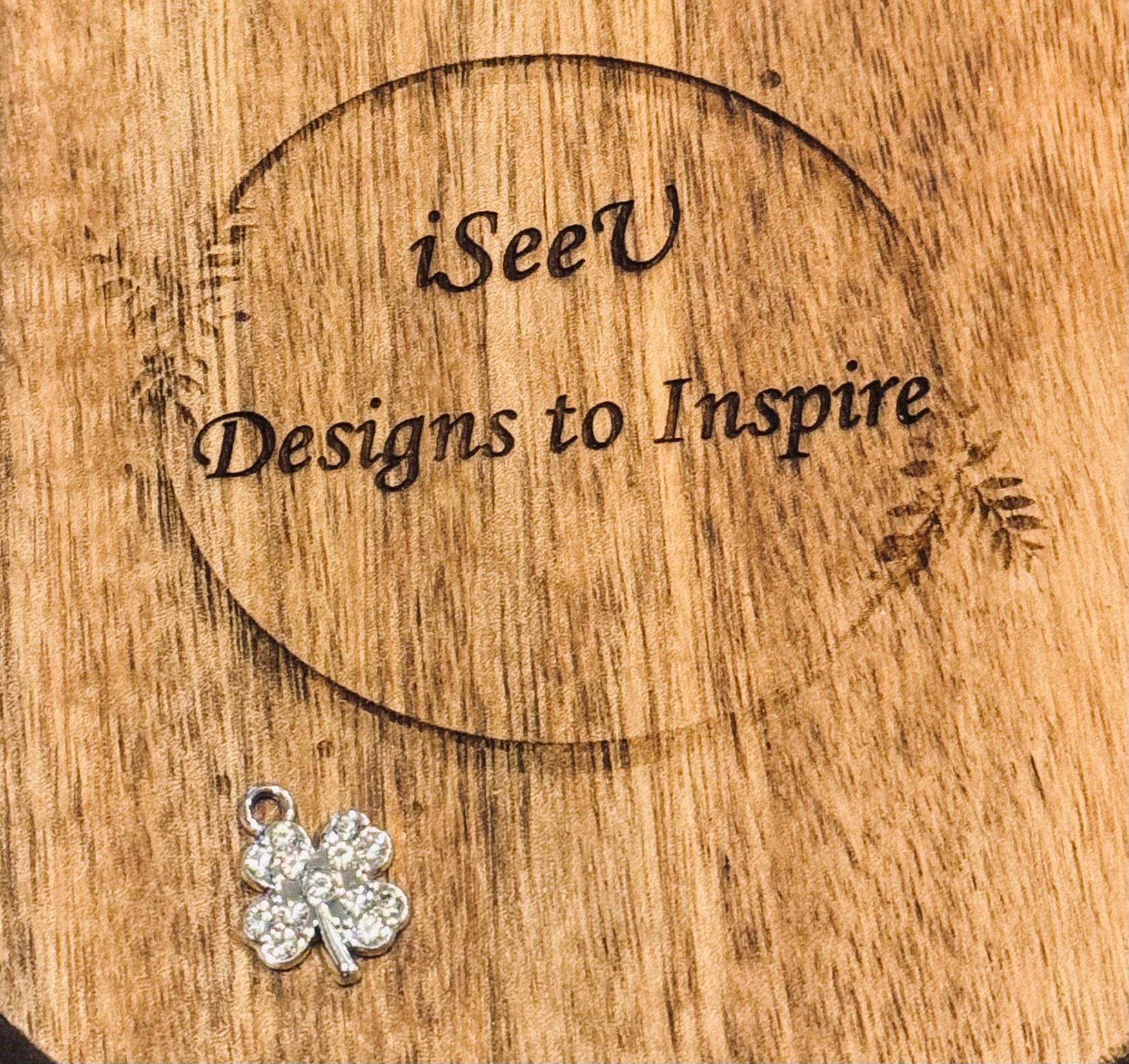 Clover Charm for Charm Bar