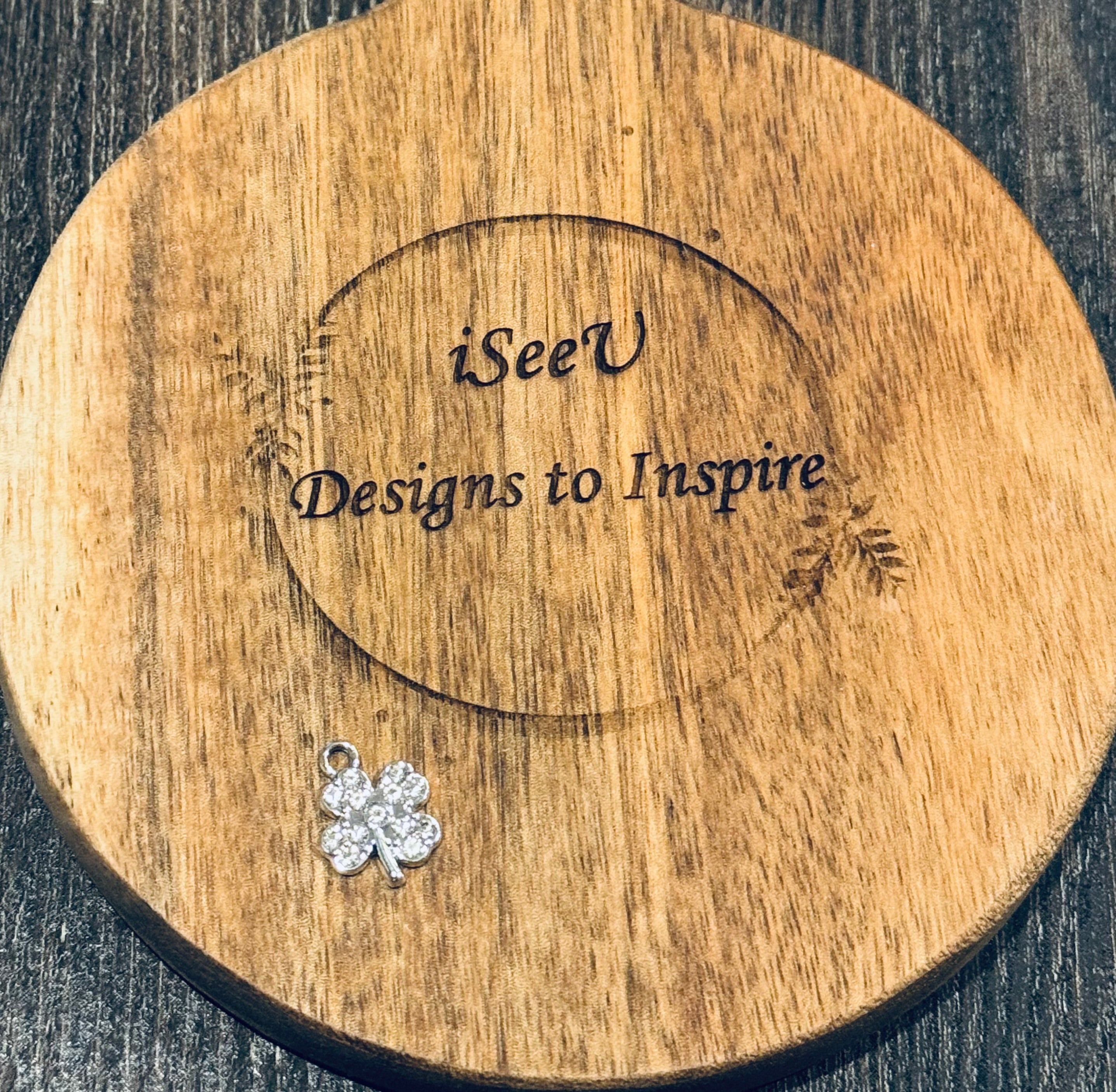 Clover Charm for Charm Bar